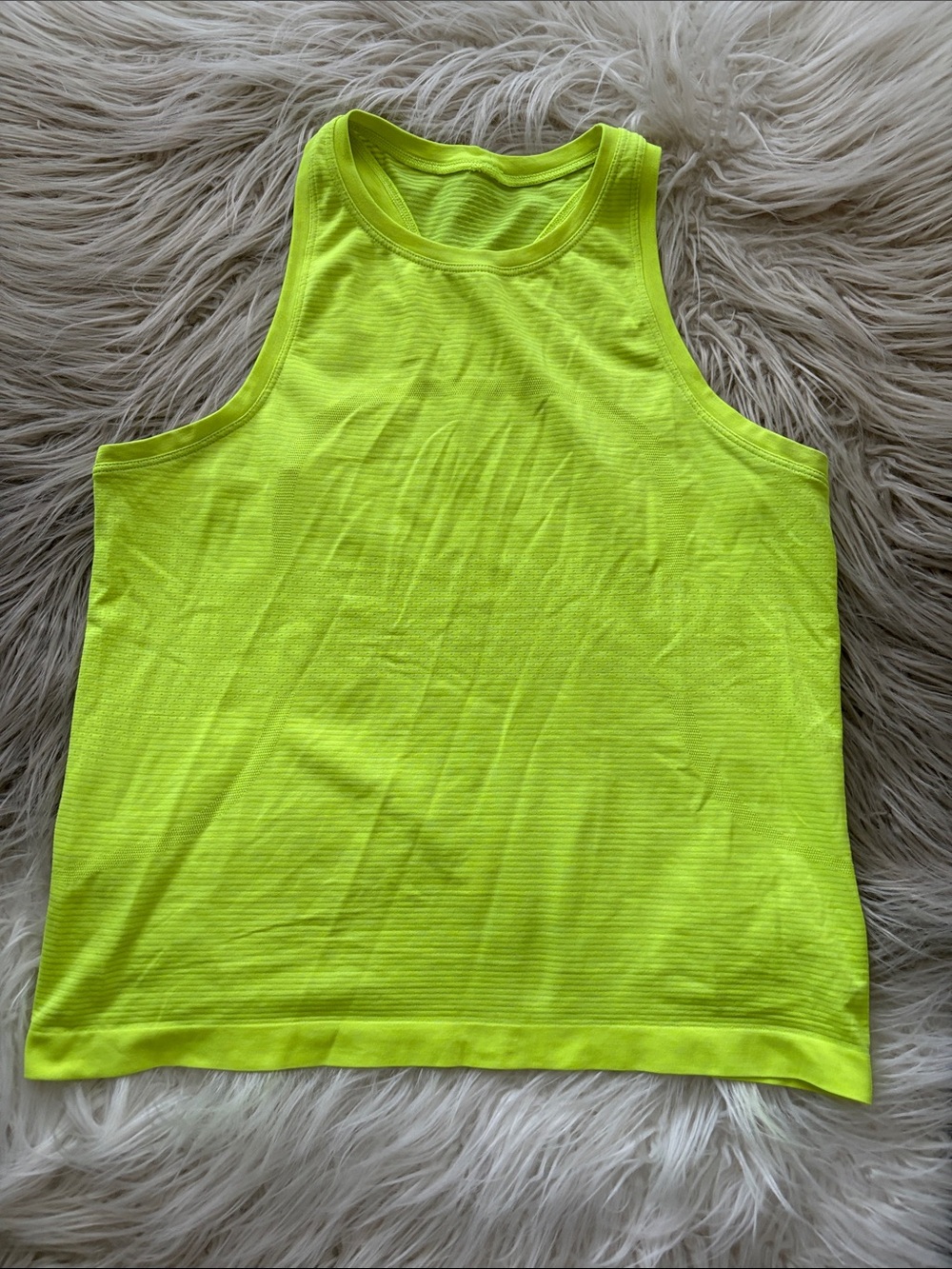 Lululemon swiftly sz 8